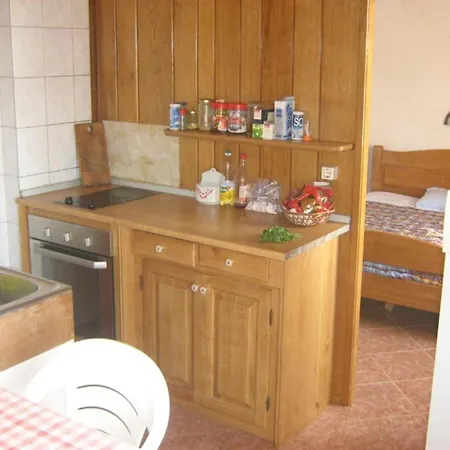 Apartment Riva - Two Bedroom With Sea View 1