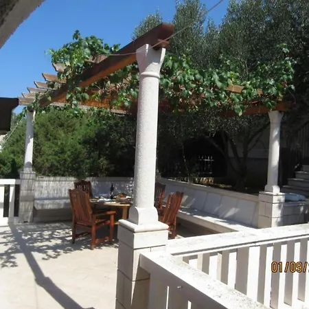 Riva - Two Bedroom With Sea View 1 * Lastovo
